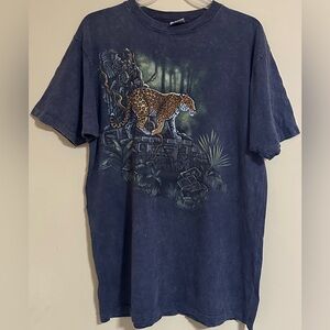 90s Vintage Leopard Graphic T-Shirt by Harlequin XL American USA Vtg Animal
